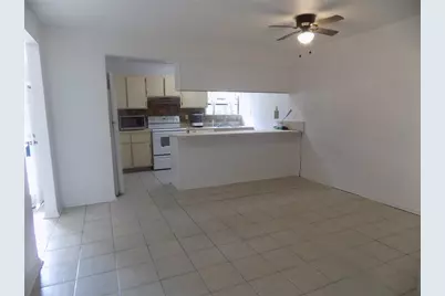 2811 SW Archer Road #x 201, Gainesville, FL 32608 - Photo 9