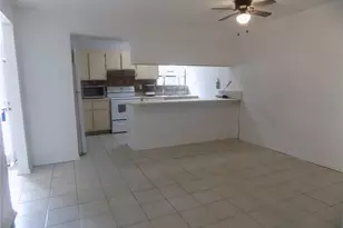 2811 SW Archer Rd, Gainesville, FL 32608 - Photo 9