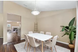 8145 SW 51st Rd, Gainesville, FL 32608 - Photo 5