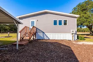 19750 SE 30th St, Morriston, FL 32668 - Photo 9