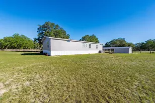19750 SE 30th St, Morriston, FL 32668 - Photo 13