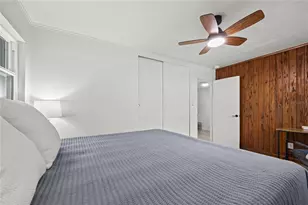 2122 NE 12th Ter, Gainesville, FL 32609 - Photo 13