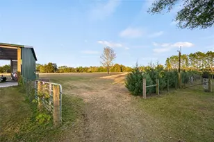 23016 NW 102nd Ave, Alachua, FL 32615 - Photo 11