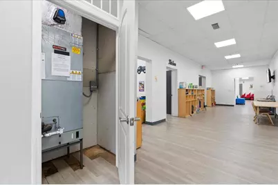 1938 NE Waldo Road, Gainesville, FL 32609 - Photo 9