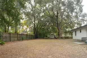 135 SW 266th St, Newberry, FL 32669 - Photo 17