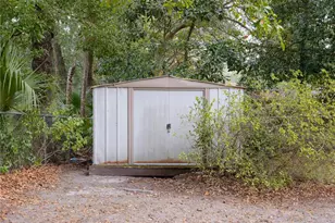 135 SW 266th St, Newberry, FL 32669 - Photo 21