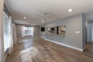 26424 SW 1st Ave, Newberry, FL 32669 - Photo 3