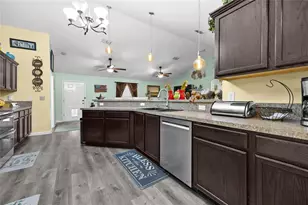 1731 Hagans Ridge Ct, Green Cove Springs, FL 32043 - Photo 3