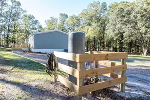 1809 Rosemary Cir, Bell, FL 32619 - Photo 25