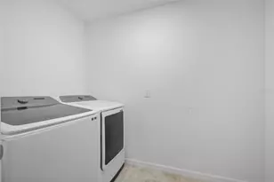 2151 NW 248th Wy, Newberry, FL 32669 - Photo 37