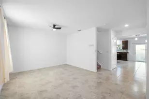 2151 NW 248th Wy, Newberry, FL 32669 - Photo 3