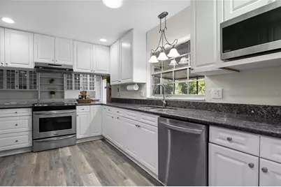 2110 NW 46th Street, Gainesville, FL 32605 - Photo 5