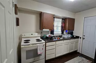 1823 NE 31st Ave, Gainesville, FL 32609 - Photo 17