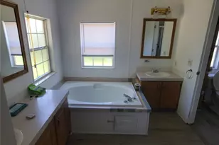 24274 NW 190th Ave, High Springs, FL 32643 - Photo 3