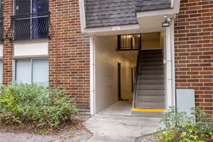 1700 SW 16th Ct, Gainesville, FL 32608 - Photo 5