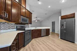 25339 SW 18th Ave, Newberry, FL 32669 - Photo 11