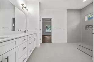 1086 SW 67th Wy, Gainesville, FL 32607 - Photo 11