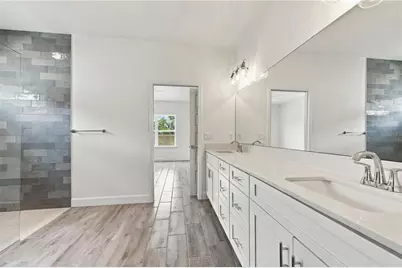 1086 SW 67th Way, Gainesville, FL 32607 - Photo 9