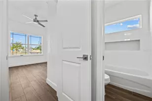 1086 SW 67th Way, Gainesville, FL 32607 - Photo 17