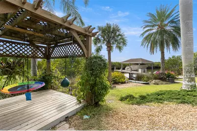 1221 50th Street Court E, Bradenton, FL 34208 - Photo 7