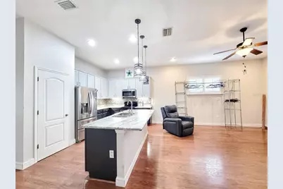 8046 SW 77th Avenue, Gainesville, FL 32608 - Photo 9