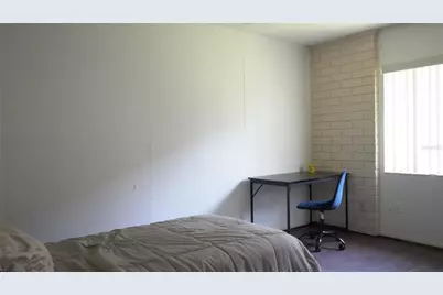 1700 SW 16th Court #J-4, Gainesville, FL 32608 - Photo 13