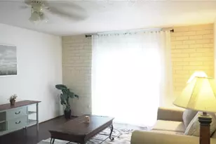 1700 SW 16th Ct, Gainesville, FL 32608 - Photo 7