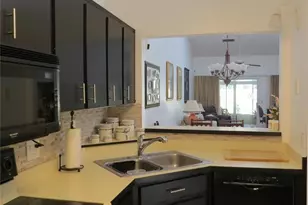 844 SW 51 Way, Gainesville, FL 32607 - Photo 3