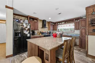 317 SW Cumberland St, Fort White, FL 32038 - Photo 7