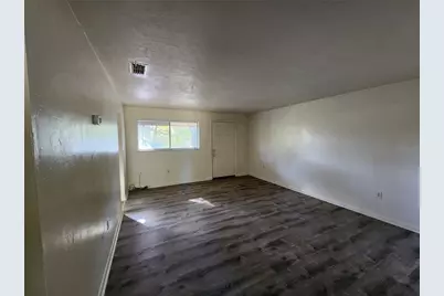 701 SW 67th Terrace #D, Gainesville, FL 32607 - Photo 5