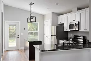 730 SW Second Ave, Trenton, FL 32693 - Photo 15