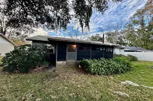 1221 SW 75th Dr, Gainesville, FL 32607 - Photo 43