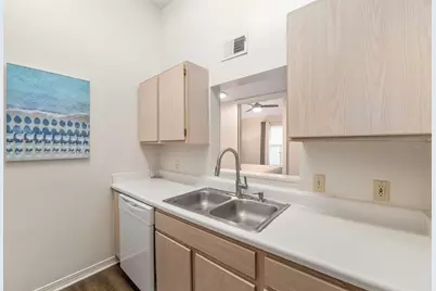 2360 SW Archer Road #1009, Gainesville, FL 32608 - Photo 17