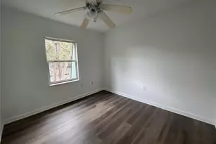 501 SW 75th St, Gainesville, FL 32607 - Photo 9