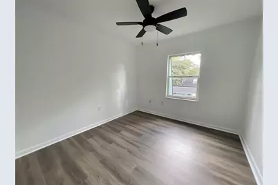 501 SW 75th Street #C4, Gainesville, FL 32607 - Photo 5