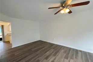 501 SW 75th St, Gainesville, FL 32607 - Photo 9