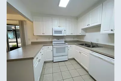 501 SW 75th Street #C4, Gainesville, FL 32607 - Photo 17