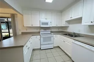 501 SW 75th St, Gainesville, FL 32607 - Photo 17