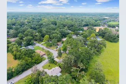 8129 SW 57th Place, Gainesville, FL 32608 - Photo 13