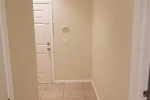 1561 NW 29 Rd, Gainesville, FL 32605 - Photo 13