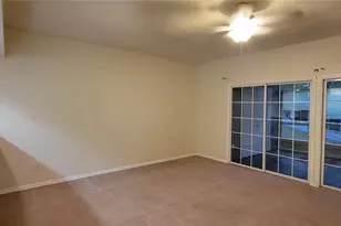 1561 NW 29 Rd, Gainesville, FL 32605 - Photo 9