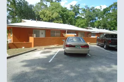 1933 NW 4 Avenue #B, Gainesville, FL 32603 - Photo 1
