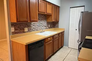 7028 SW 46 Ave, Gainesville, FL 32608 - Photo 3