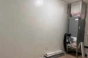 2490 SW 14th Dr, Gainesville, FL 32608 - Photo 17