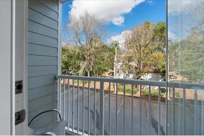 621 SW 10th Street #204, Gainesville, FL 32601 - Photo 17