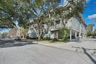 621 SW 10th St, Gainesville, FL 32601 - Photo 39