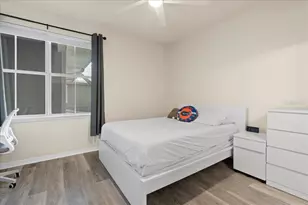 621 SW 10th St, Gainesville, FL 32601 - Photo 29