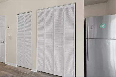 621 SW 10th Street #204, Gainesville, FL 32601 - Photo 15