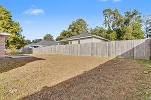 15705 NW 136th Terrace, Alachua, FL 32615 - Photo 29
