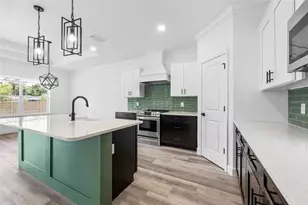 6723 SW 15 Pl, Gainesville, FL 32607 - Photo 9